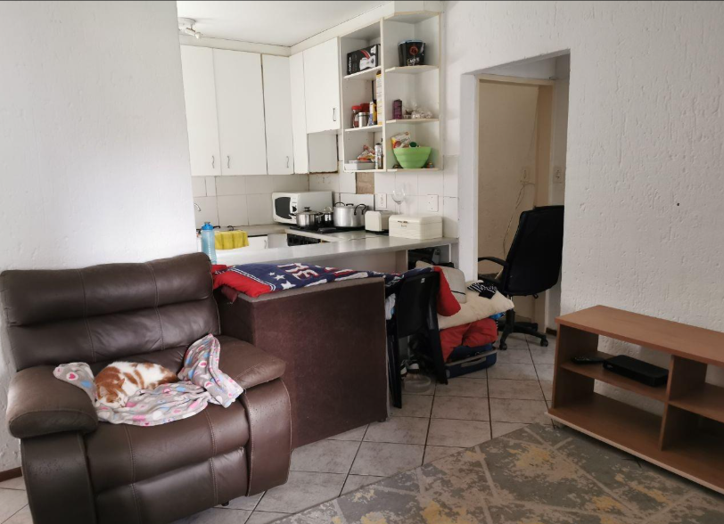 2 Bedroom Property for Sale in Mulbarton Gauteng
