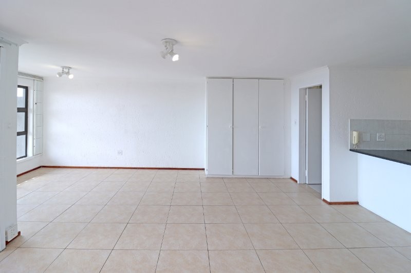 1 Bedroom Property for Sale in Northcliff Gauteng