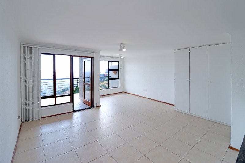 1 Bedroom Property for Sale in Northcliff Gauteng