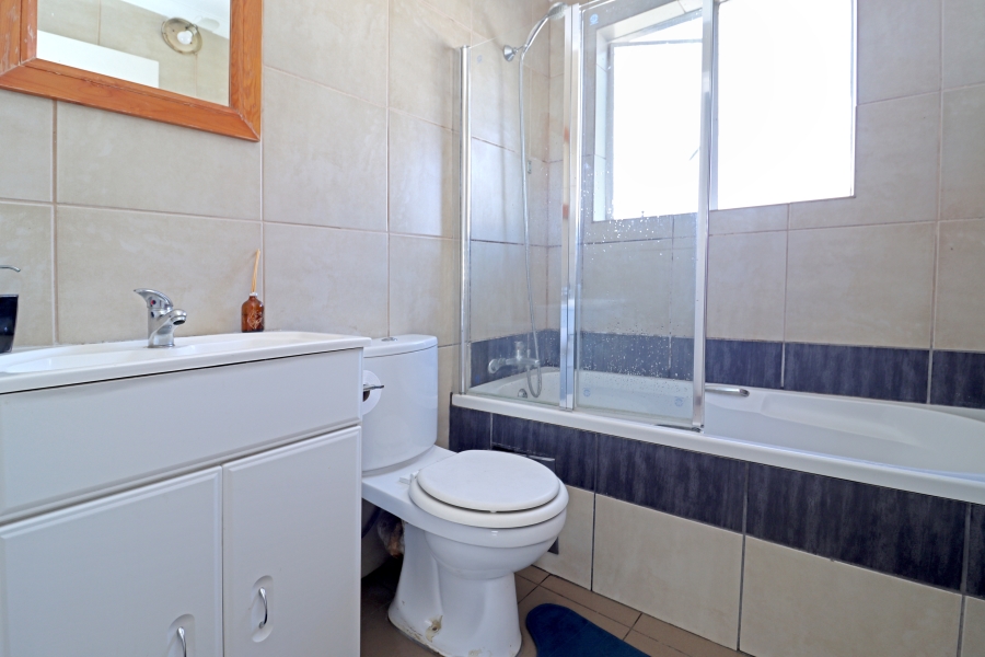 2 Bedroom Property for Sale in Northgate Gauteng