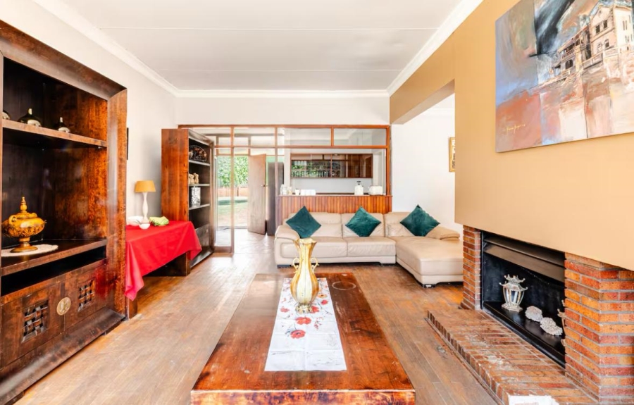 5 Bedroom Property for Sale in Denneoord Gauteng