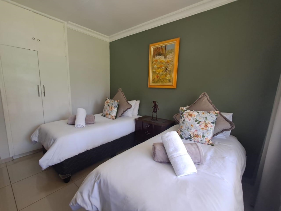 5 Bedroom Property for Sale in Denneoord Gauteng
