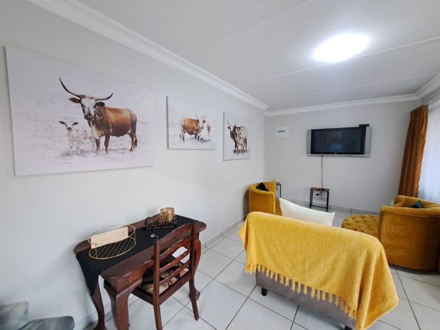 5 Bedroom Property for Sale in Denneoord Gauteng