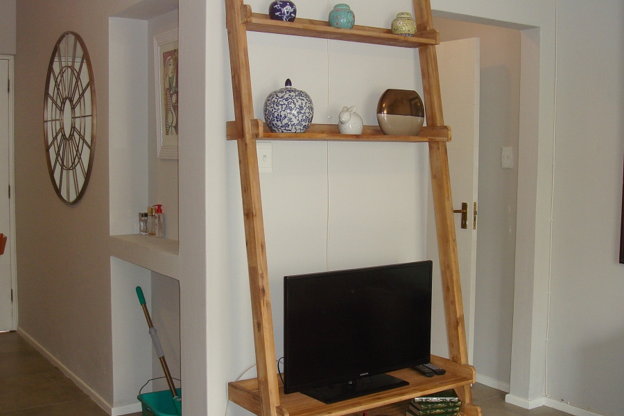 1 Bedroom Property for Sale in Epsom Downs Gauteng