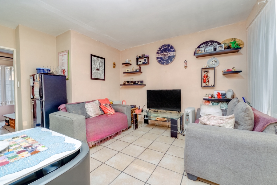 2 Bedroom Property for Sale in Allens Nek Gauteng