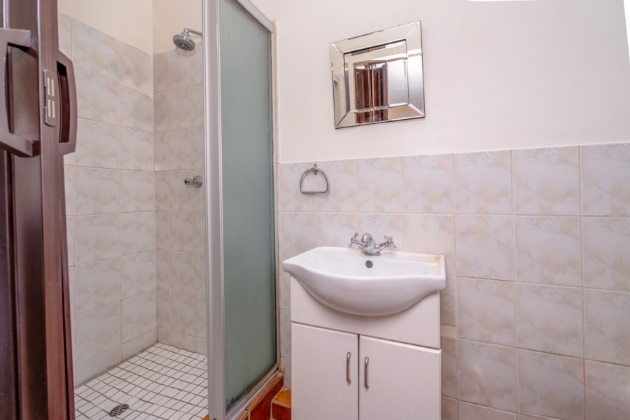 2 Bedroom Property for Sale in Allens Nek Gauteng