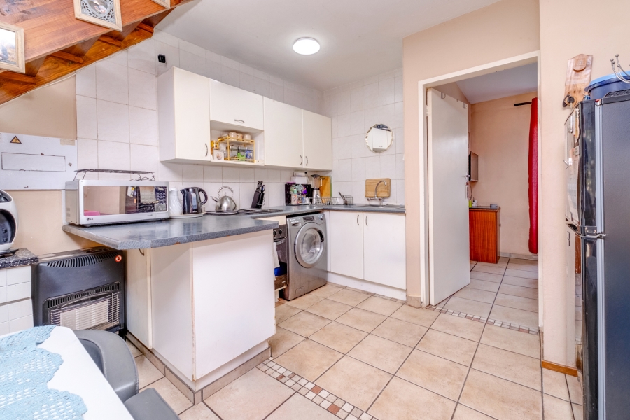 2 Bedroom Property for Sale in Allens Nek Gauteng