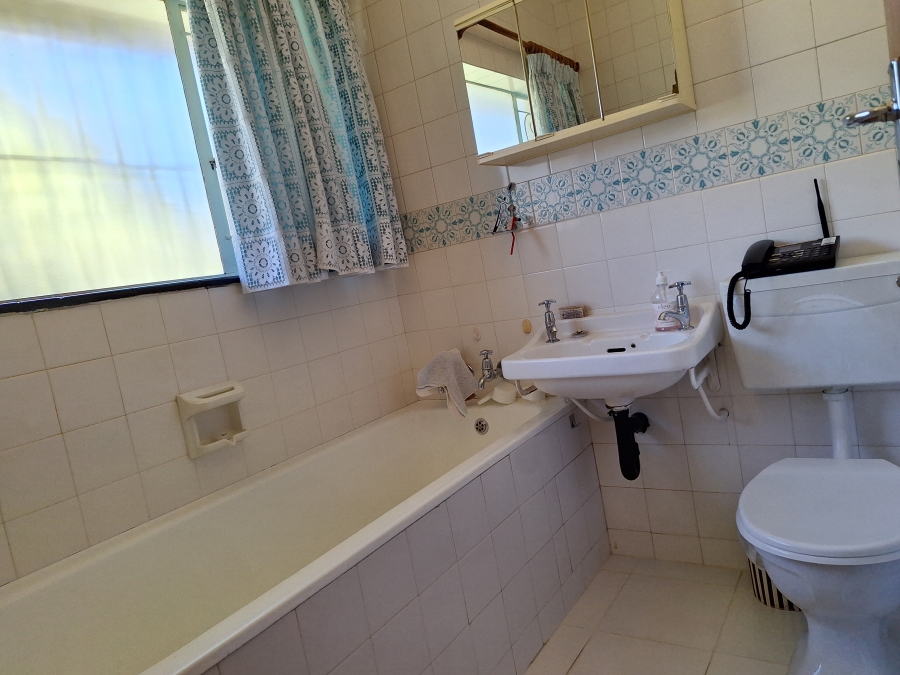 3 Bedroom Property for Sale in Monument Gauteng