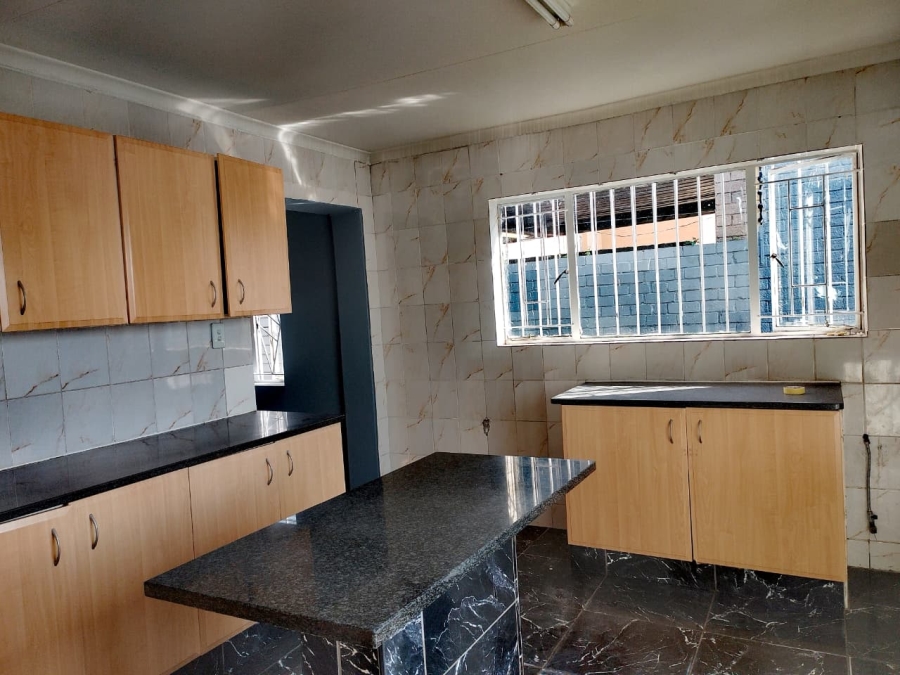 To Let 3 Bedroom Property for Rent in South Hills Gauteng