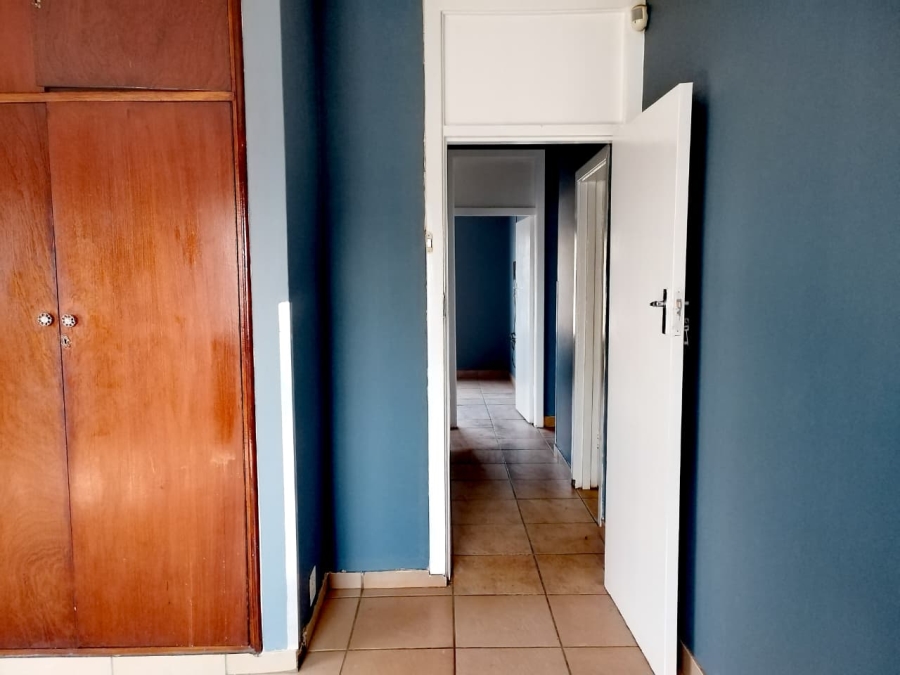 To Let 3 Bedroom Property for Rent in South Hills Gauteng
