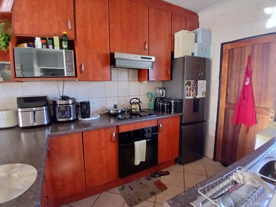 2 Bedroom Property for Sale in Elspark Gauteng
