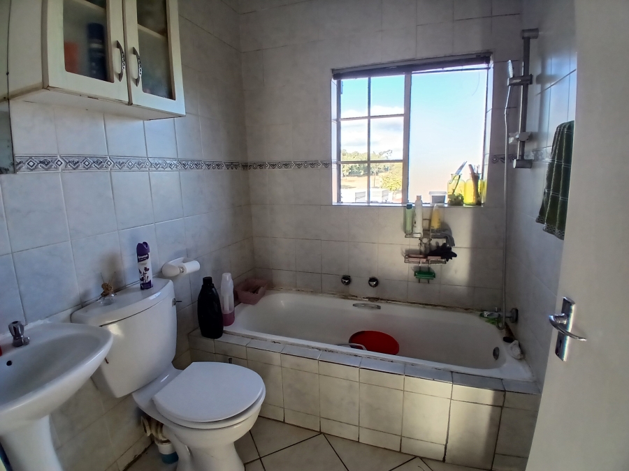 2 Bedroom Property for Sale in Elspark Gauteng