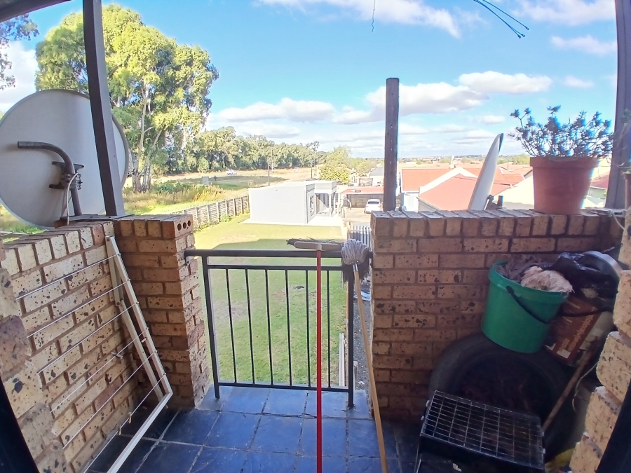 2 Bedroom Property for Sale in Elspark Gauteng