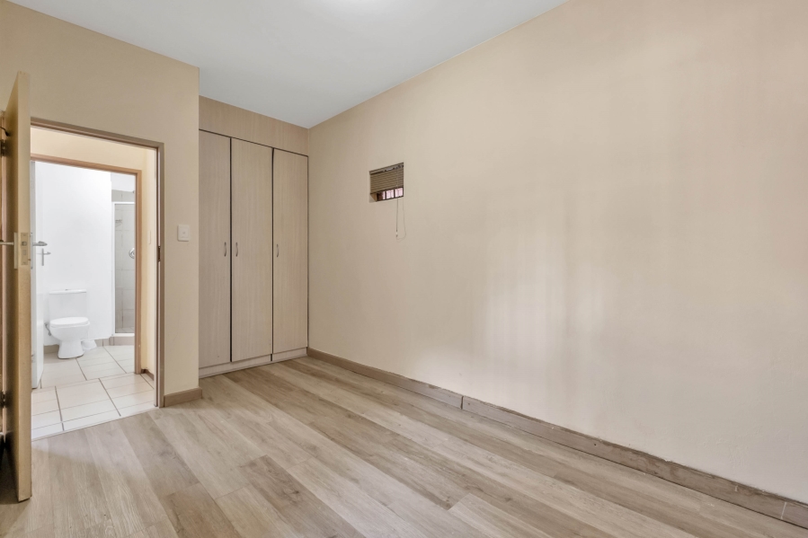 1 Bedroom Property for Sale in Richmond Gauteng