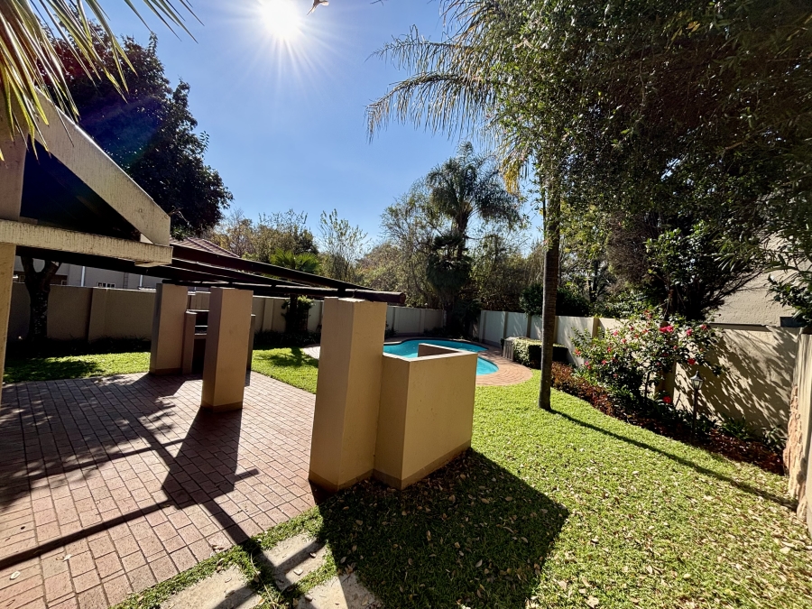 1 Bedroom Property for Sale in Paulshof Gauteng