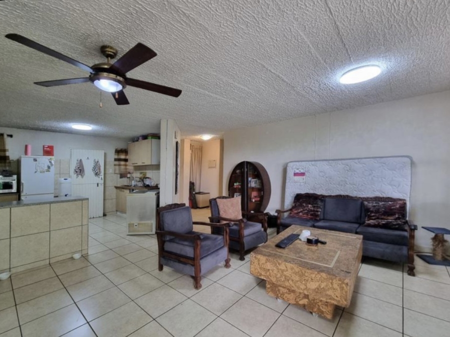 To Let 2 Bedroom Property for Rent in Silverton Gauteng