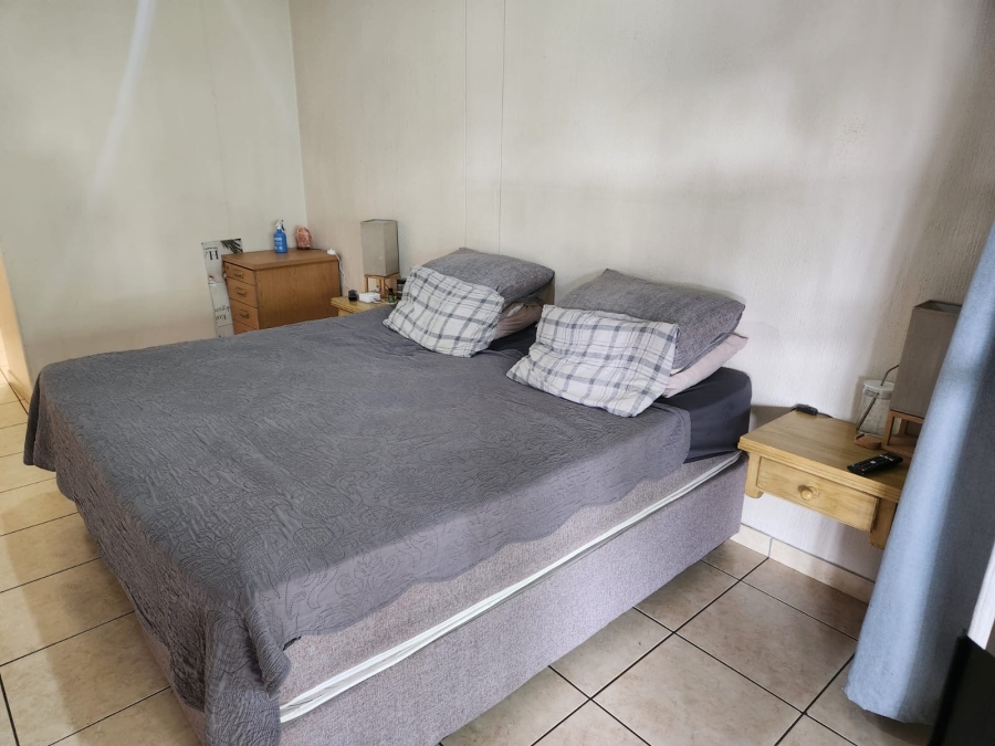 To Let 2 Bedroom Property for Rent in Silverton Gauteng