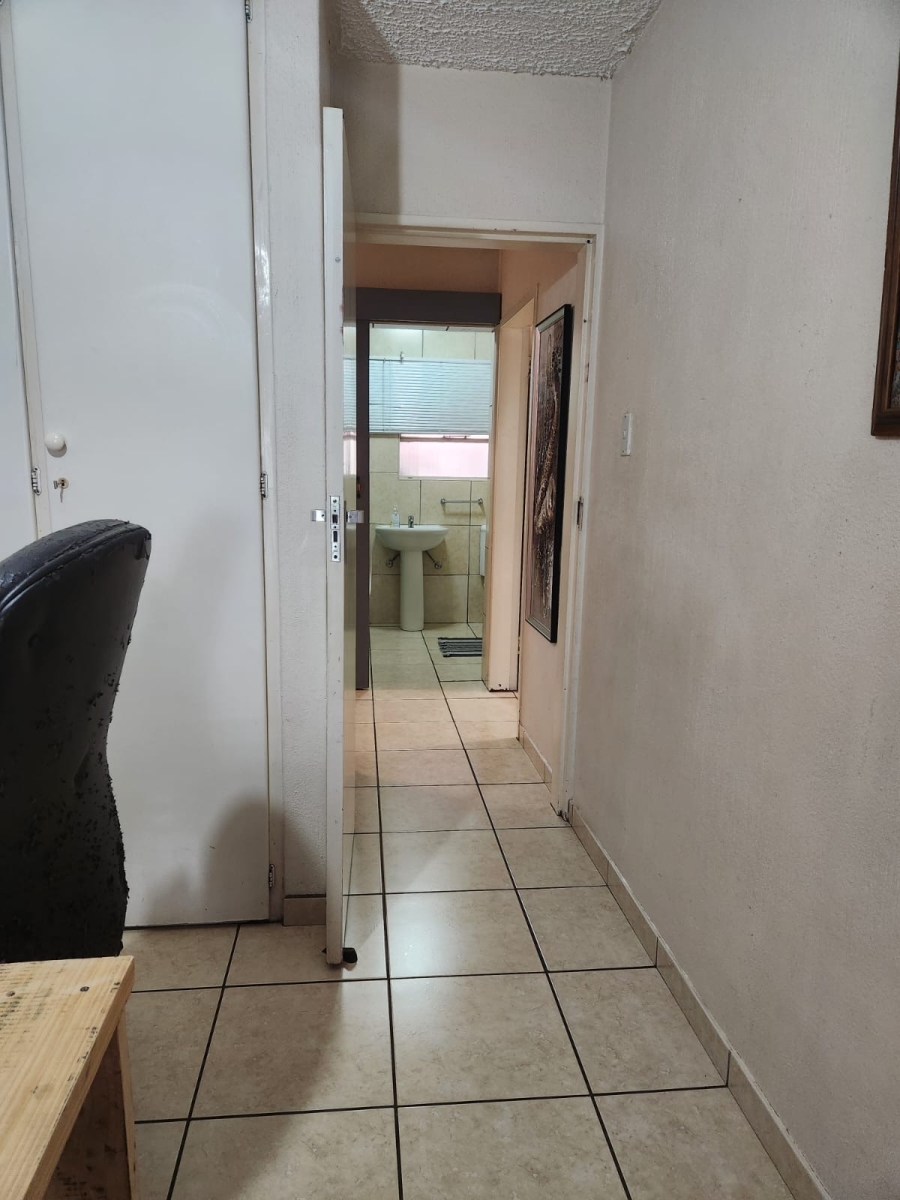 To Let 2 Bedroom Property for Rent in Silverton Gauteng
