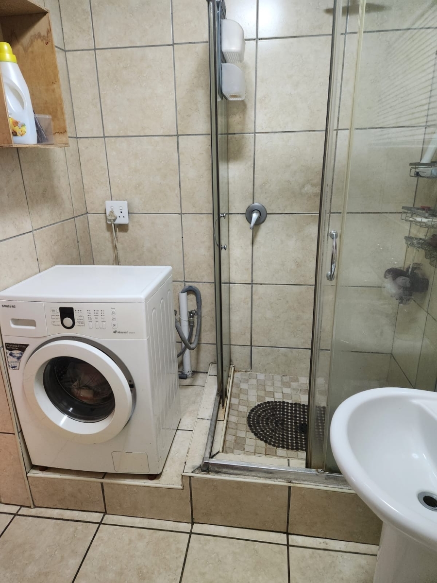 To Let 2 Bedroom Property for Rent in Silverton Gauteng