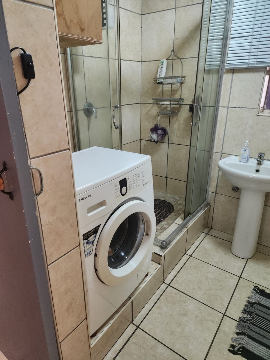 To Let 2 Bedroom Property for Rent in Silverton Gauteng