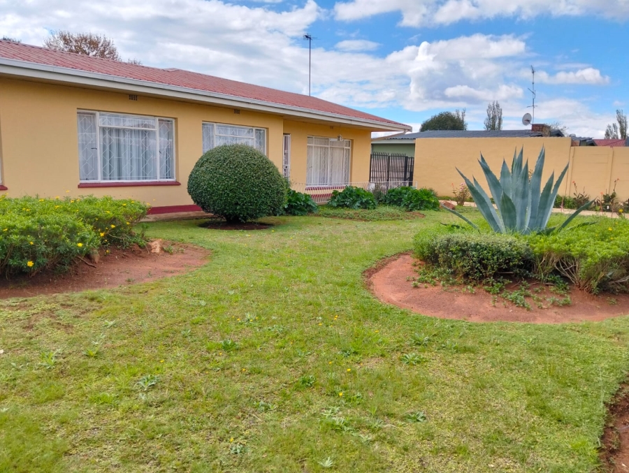 3 Bedroom Property for Sale in Strubenvale Gauteng