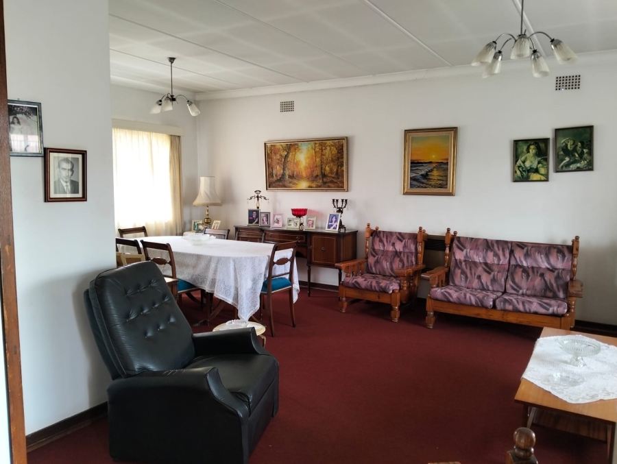 3 Bedroom Property for Sale in Strubenvale Gauteng