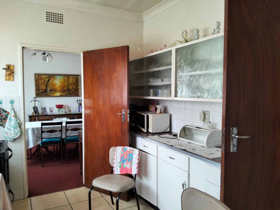 3 Bedroom Property for Sale in Strubenvale Gauteng