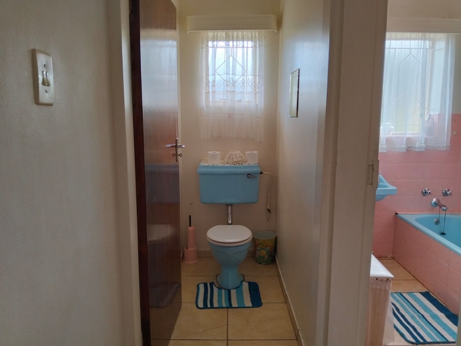 3 Bedroom Property for Sale in Strubenvale Gauteng