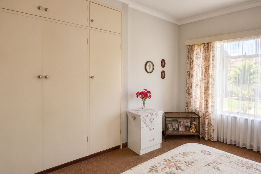 3 Bedroom Property for Sale in Strubenvale Gauteng