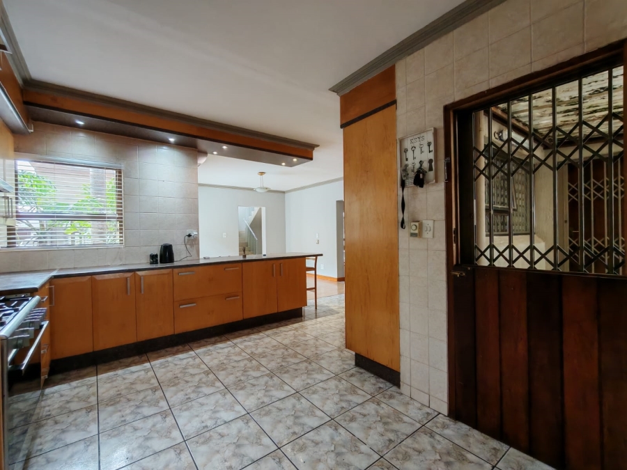 4 Bedroom Property for Sale in Three Rivers Proper Gauteng