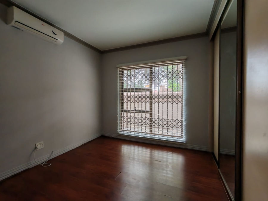4 Bedroom Property for Sale in Three Rivers Proper Gauteng