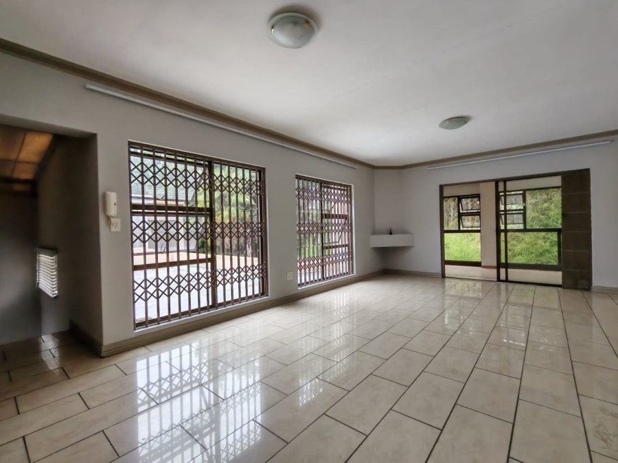 4 Bedroom Property for Sale in Three Rivers Proper Gauteng