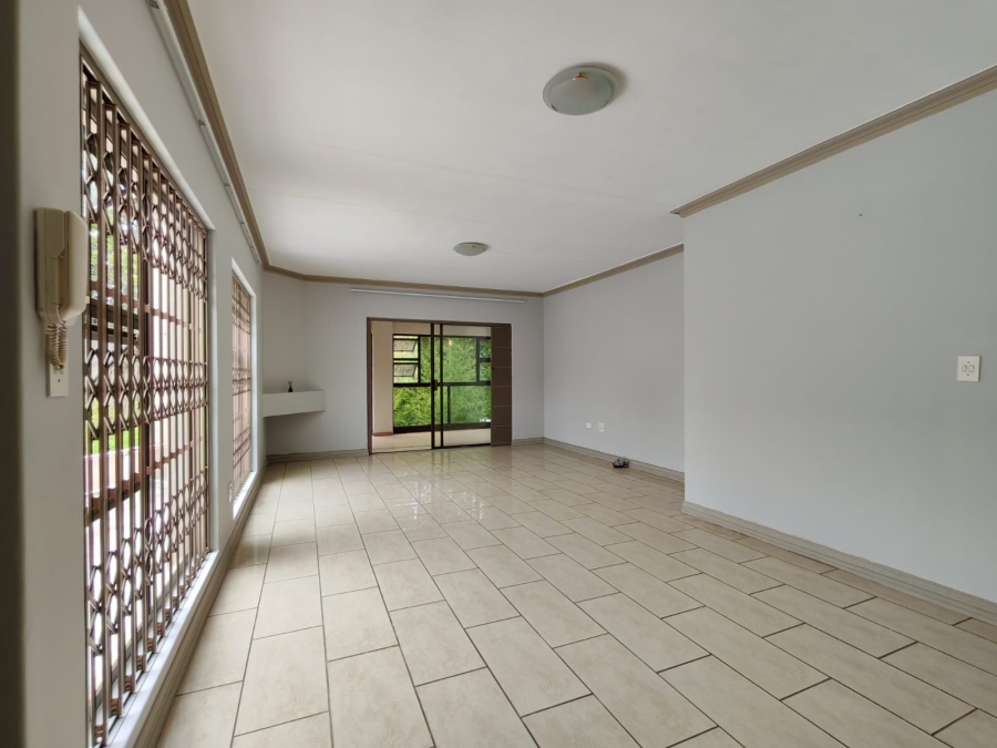 4 Bedroom Property for Sale in Three Rivers Proper Gauteng