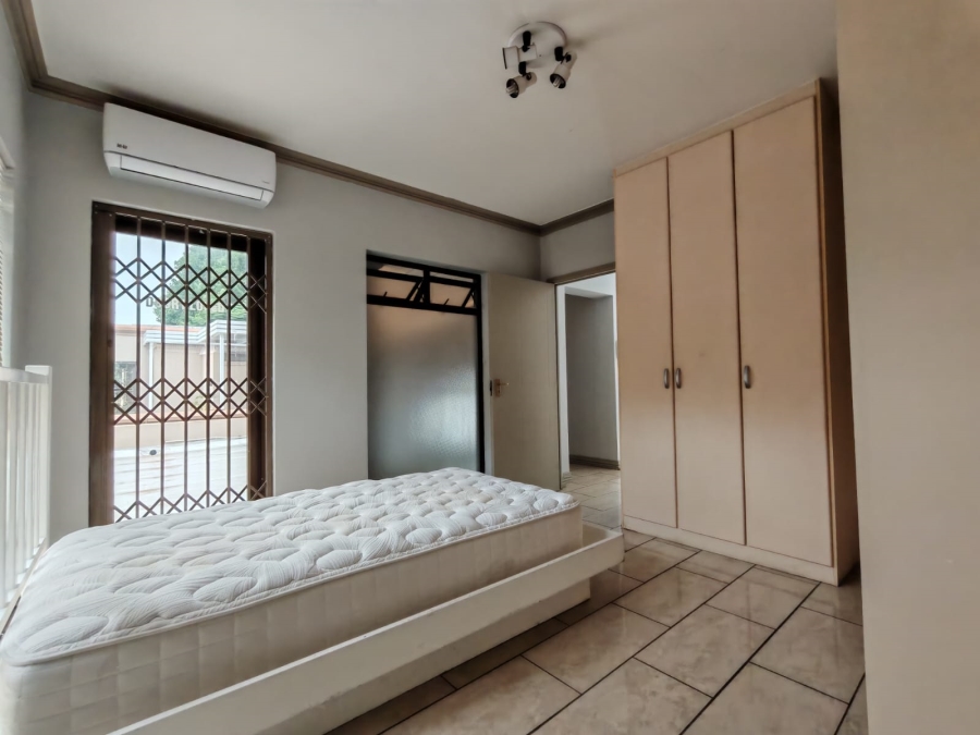 4 Bedroom Property for Sale in Three Rivers Proper Gauteng