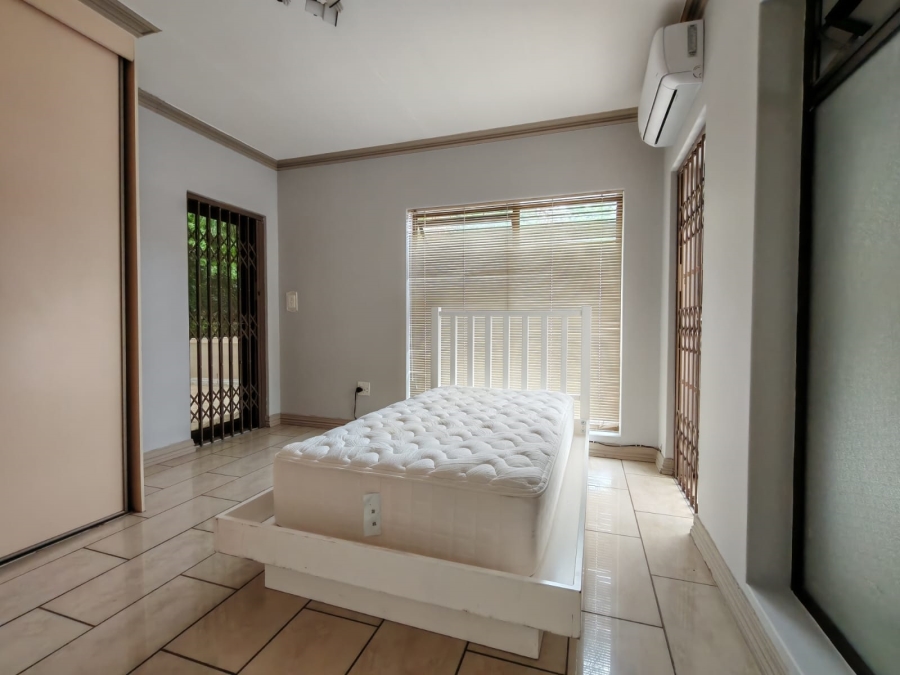 4 Bedroom Property for Sale in Three Rivers Proper Gauteng
