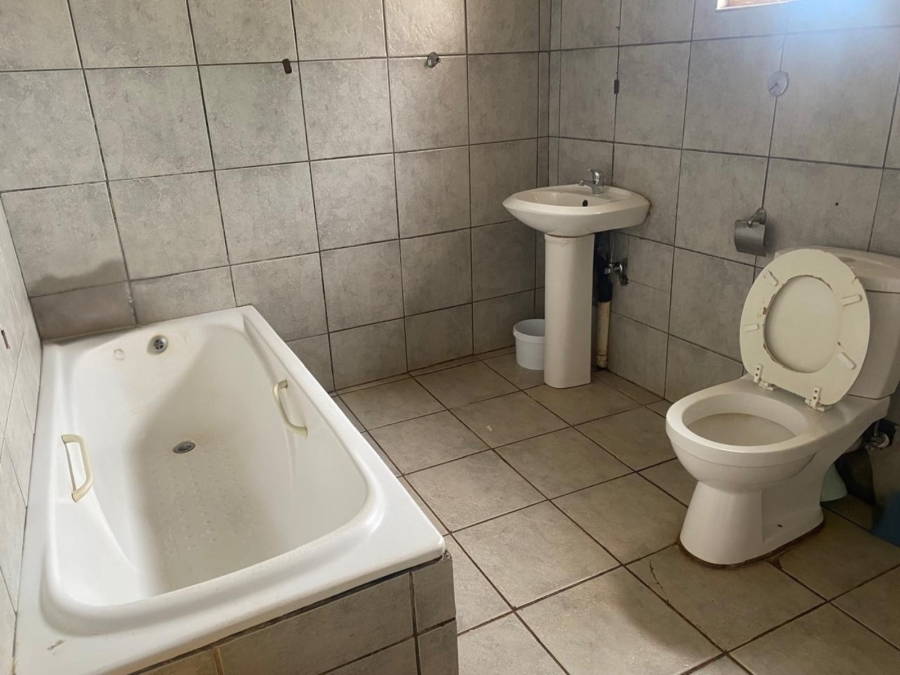 3 Bedroom Property for Sale in Ironsyde A H Gauteng