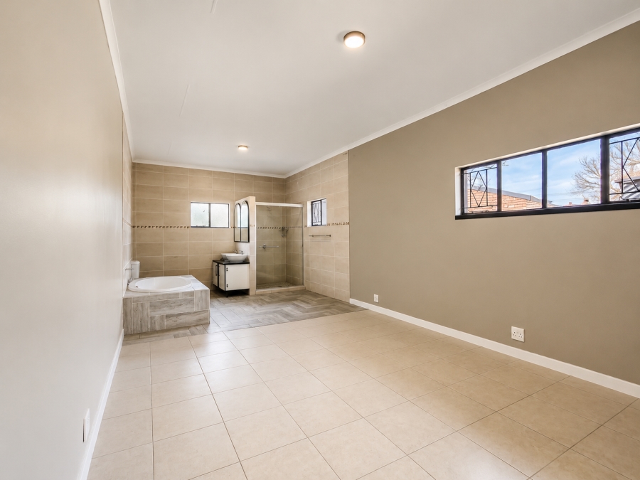 3 Bedroom Property for Sale in Three Rivers Gauteng