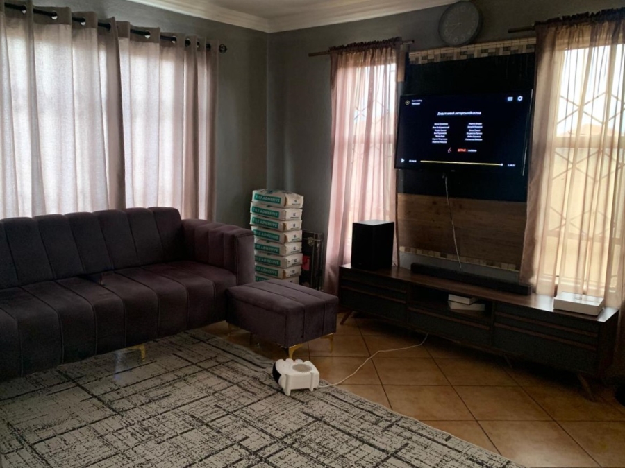 2 Bedroom Property for Sale in Vanderbijlpark CE 3 Gauteng