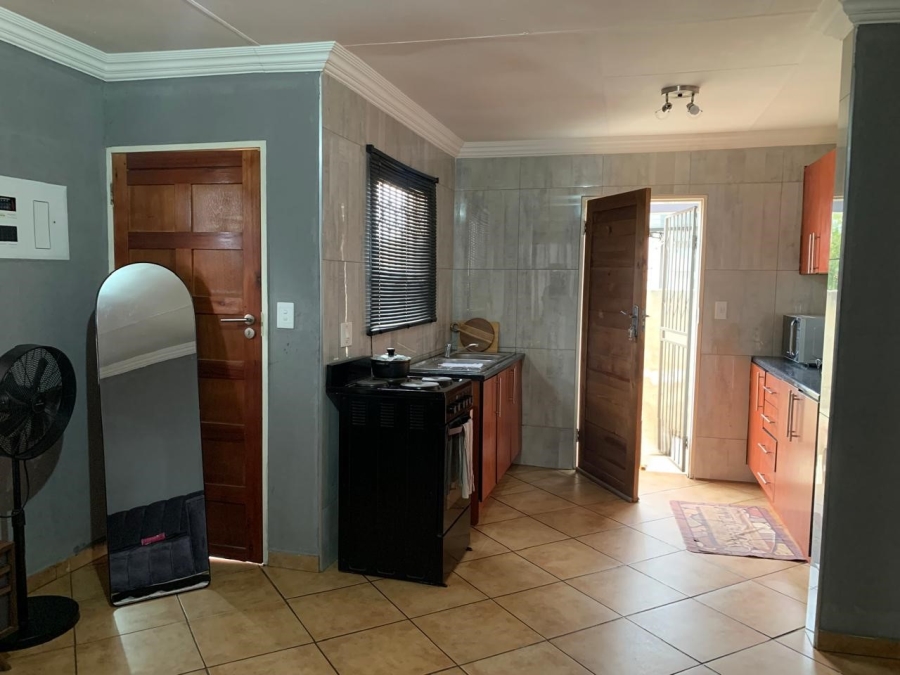 2 Bedroom Property for Sale in Vanderbijlpark CE 3 Gauteng
