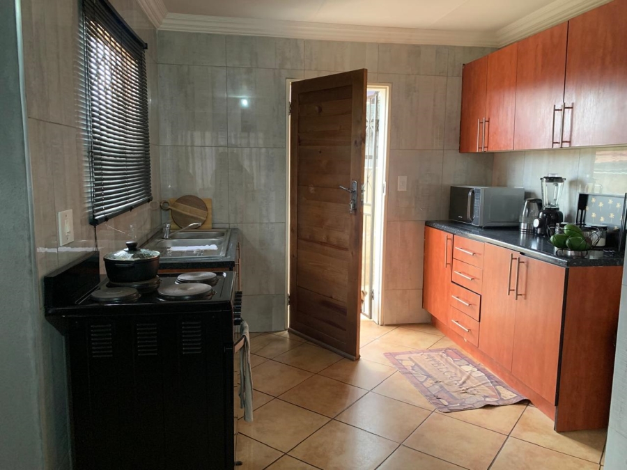 2 Bedroom Property for Sale in Vanderbijlpark CE 3 Gauteng