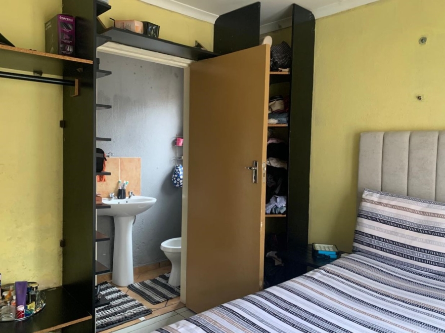 2 Bedroom Property for Sale in Vanderbijlpark CE 3 Gauteng