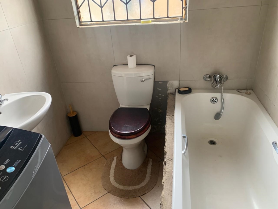 2 Bedroom Property for Sale in Vanderbijlpark CE 3 Gauteng