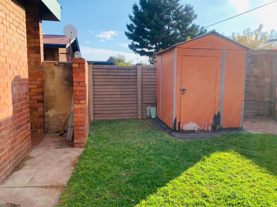 3 Bedroom Property for Sale in Vanderbijlpark CW 4 Gauteng