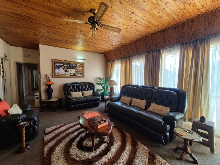 3 Bedroom Property for Sale in Sonland Park Gauteng