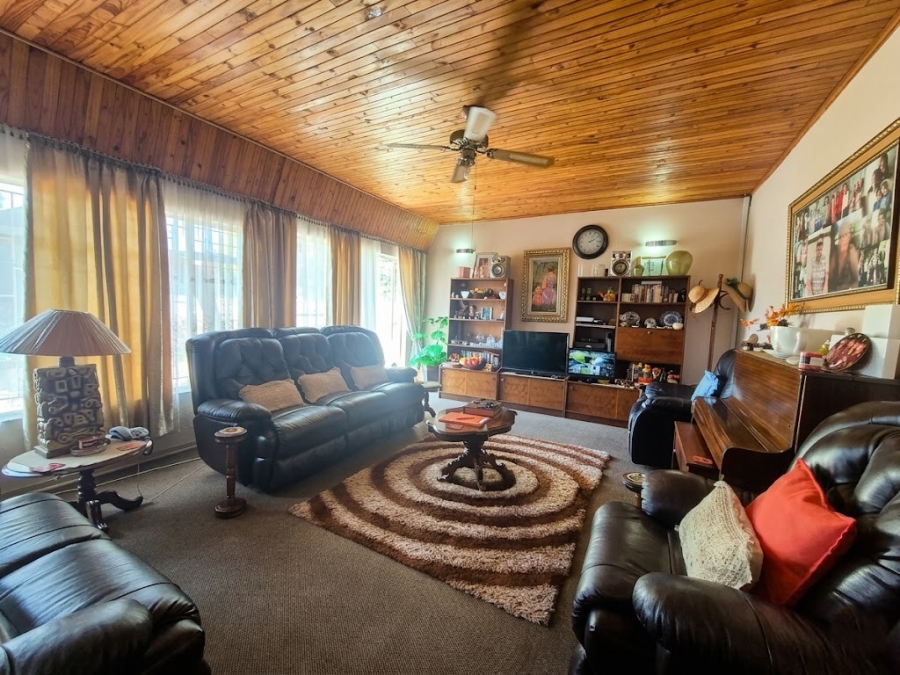 3 Bedroom Property for Sale in Sonland Park Gauteng