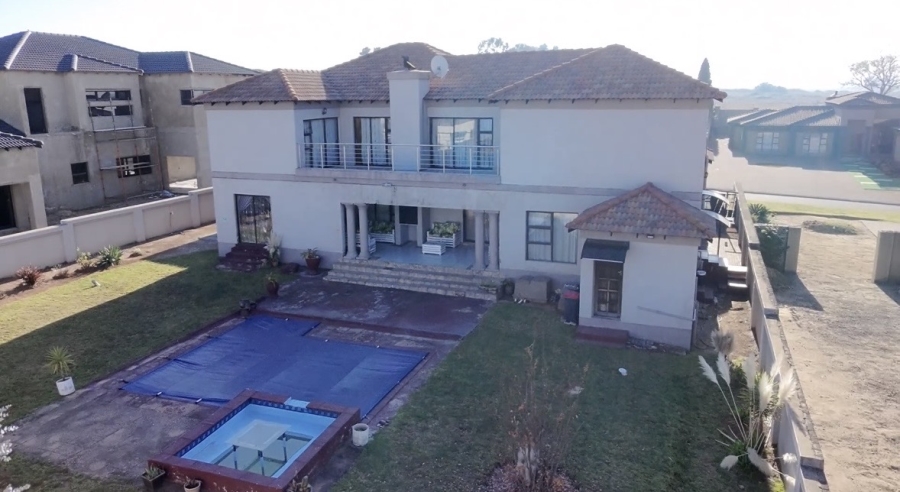 6 Bedroom Property for Sale in Three Rivers East Gauteng