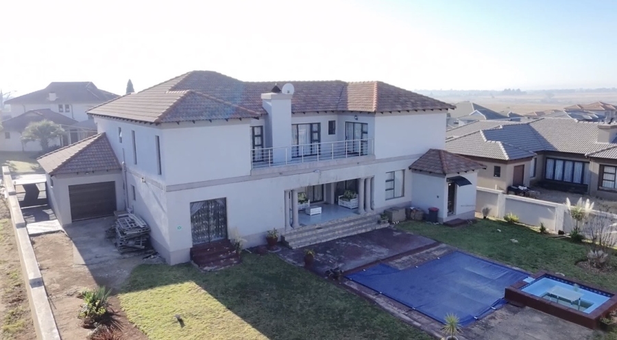 6 Bedroom Property for Sale in Three Rivers East Gauteng