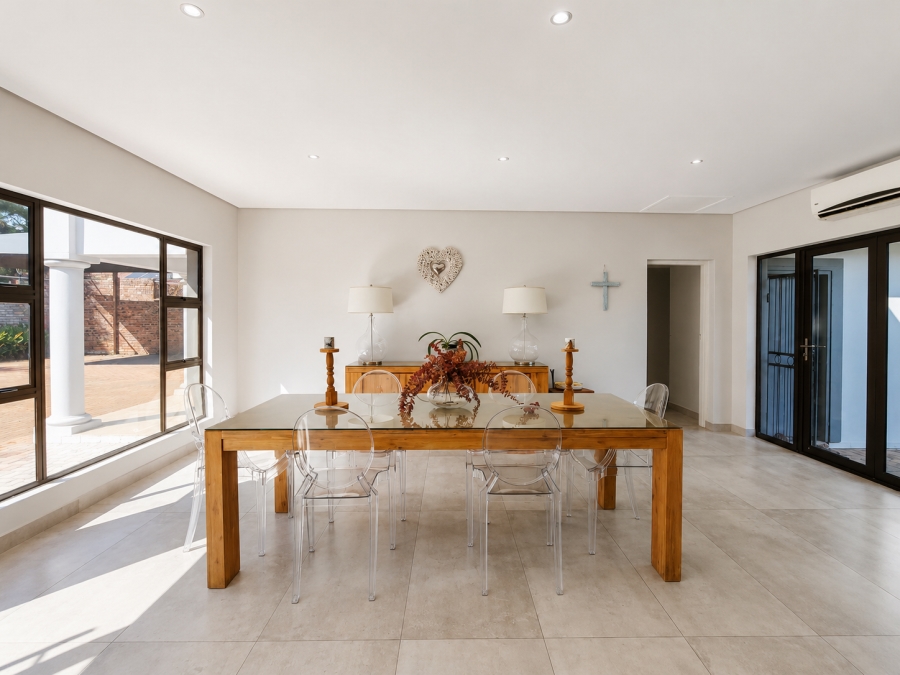 5 Bedroom Property for Sale in Three Rivers Proper Gauteng