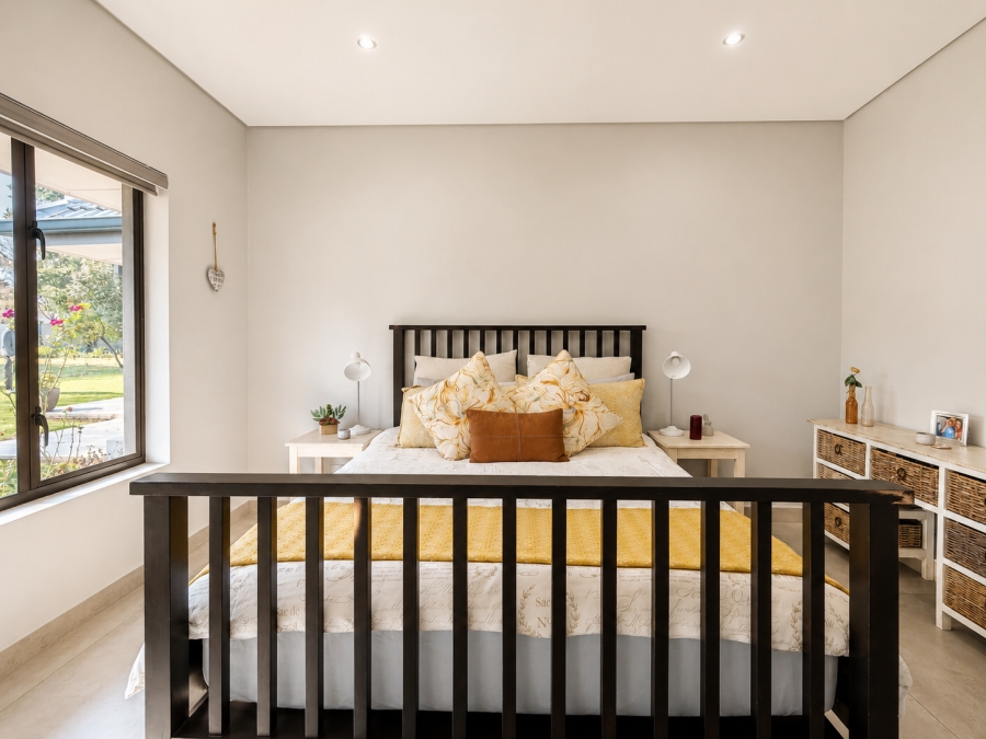 5 Bedroom Property for Sale in Three Rivers Proper Gauteng