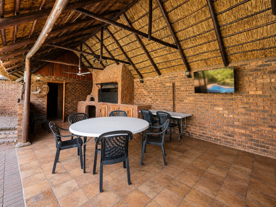 5 Bedroom Property for Sale in Three Rivers Proper Gauteng